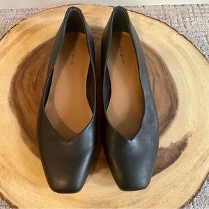 Indigo Rd women’s black faux leather loafer. Size 8.5.